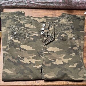 Camouflage High-Waisted Pants